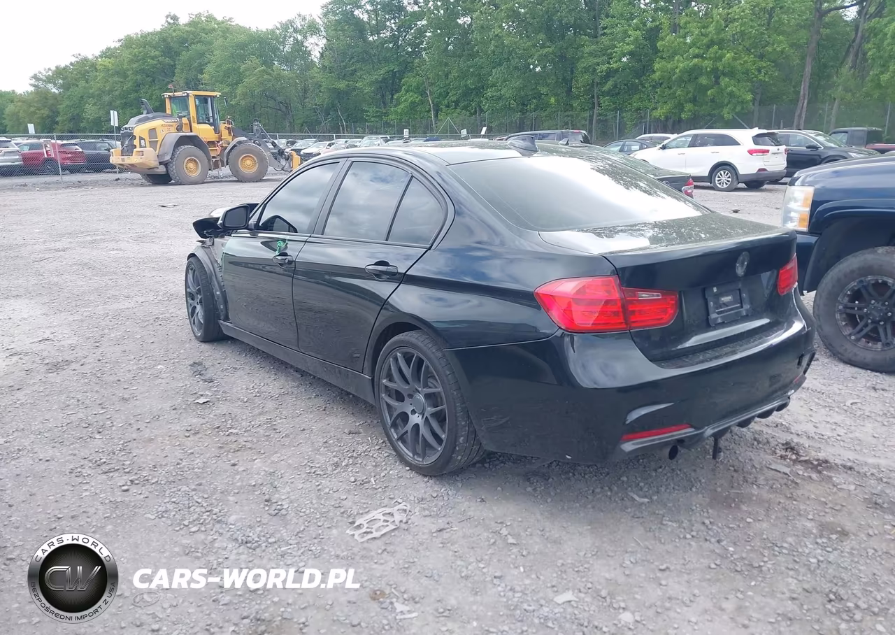 2013 BMW 335I xDrive VIN:WBA3B9G56DNR89733 - 3