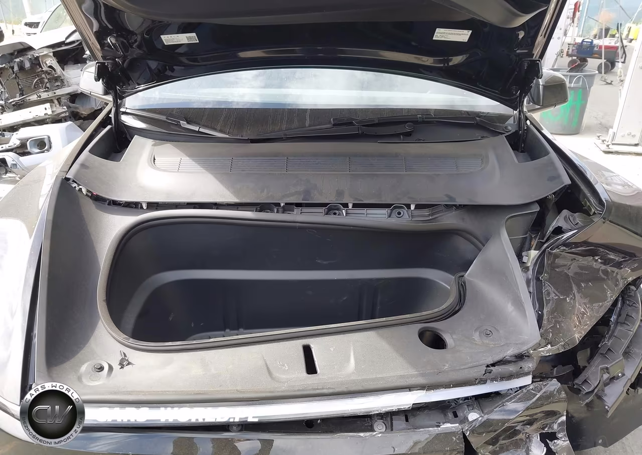 2026 Tesla Model Y Premium Rear-Wheel Drive-Rear-Wheel Drive VIN:7SAYGDED1TF395073 - 10