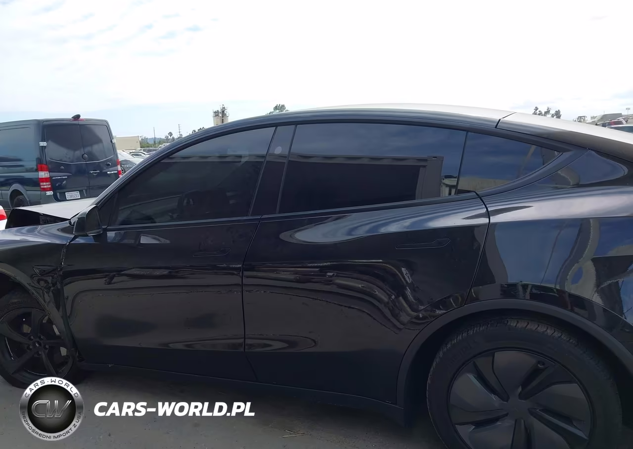 2026 Tesla Model Y Premium Rear-Wheel Drive-Rear-Wheel Drive VIN:7SAYGDED1TF395073 - 14