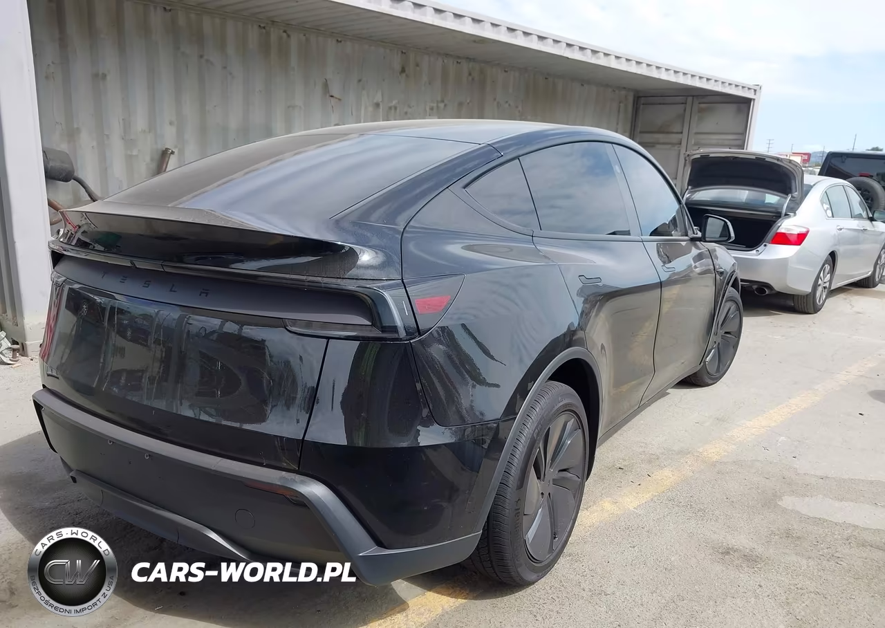 2026 Tesla Model Y Premium Rear-Wheel Drive-Rear-Wheel Drive VIN:7SAYGDED1TF395073 - 4