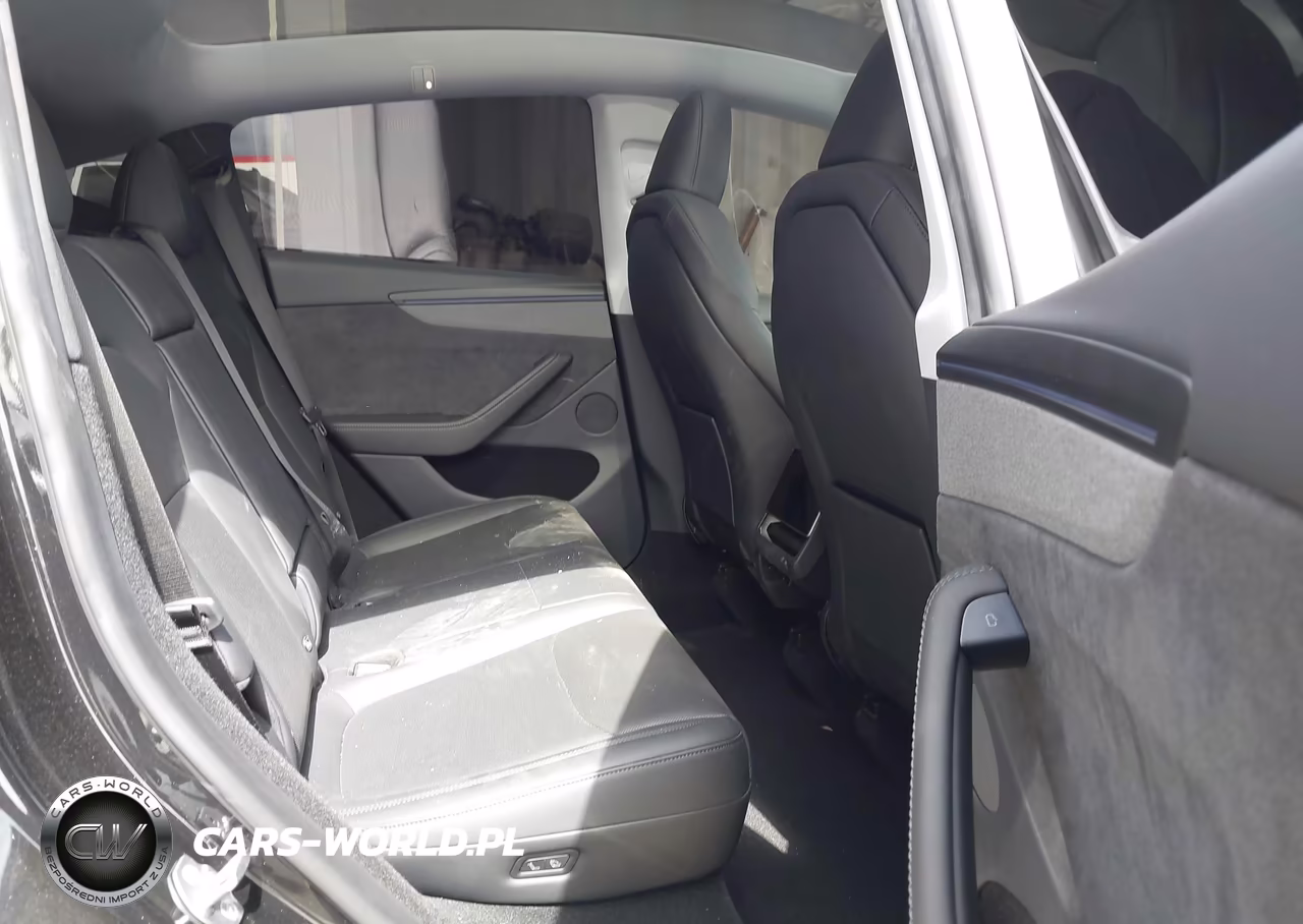 2026 Tesla Model Y Premium Rear-Wheel Drive-Rear-Wheel Drive VIN:7SAYGDED1TF395073 - 8