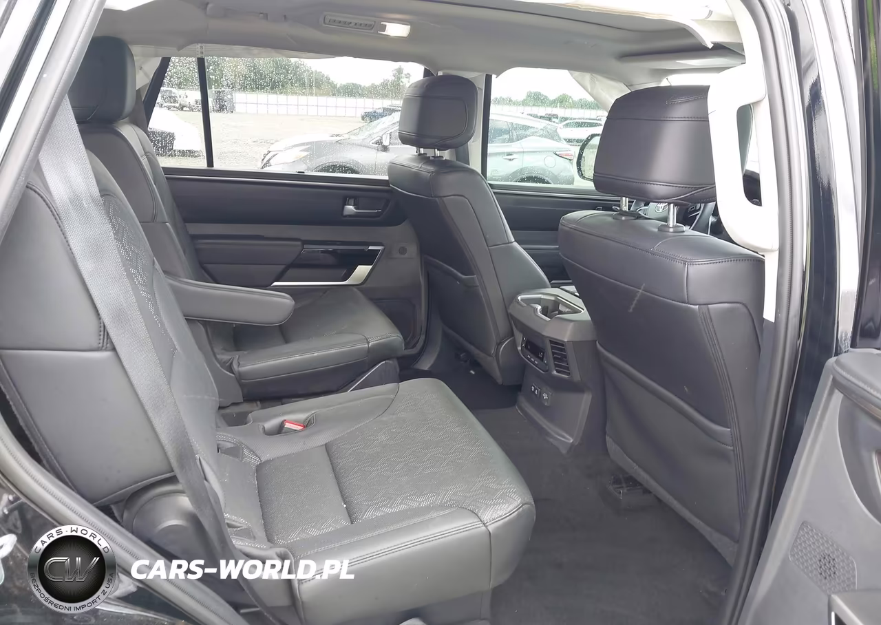 2024 Toyota Sequoia Limited VIN:7SVAAABA8RX036333 - 8