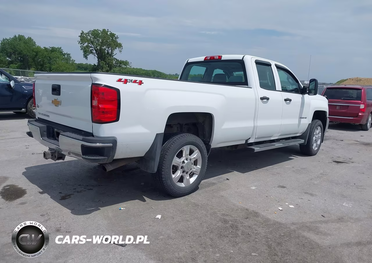 2018 Chevrolet Silverado 2500Hd Wt VIN:1GC2KUEG1JZ179985 - 4