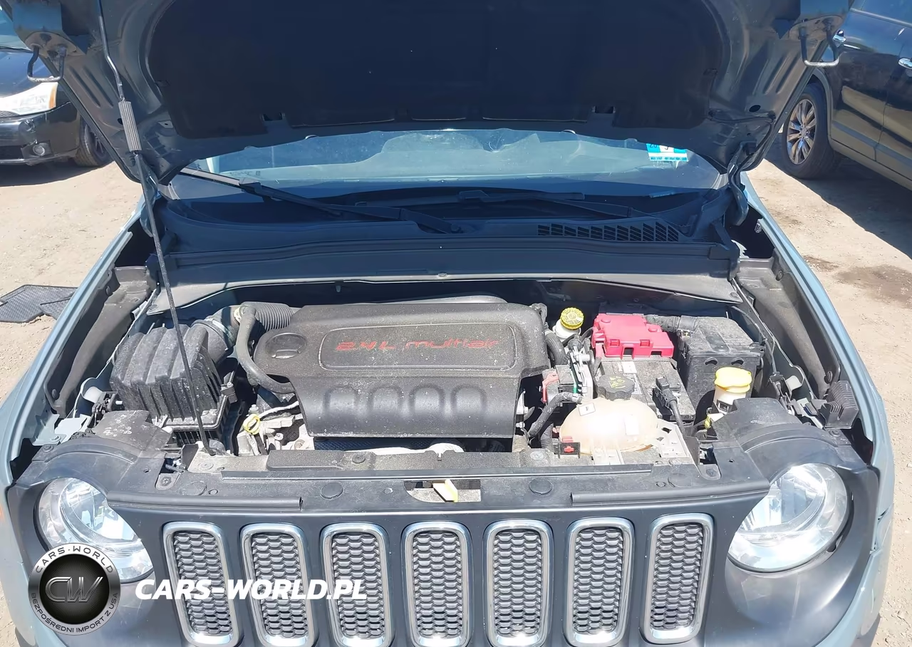 2018 Jeep Renegade Latitude 4X4 VIN:ZACCJBBB5JPH52115 - 10