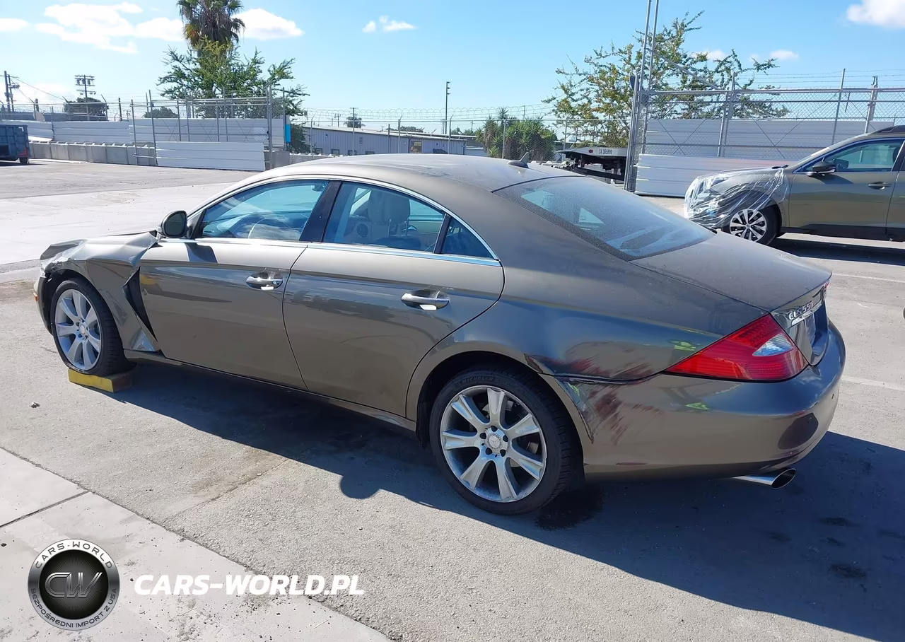2008 Mercedes-Benz Cls 550 VIN:WDDDJ72XX8A117694 - 3