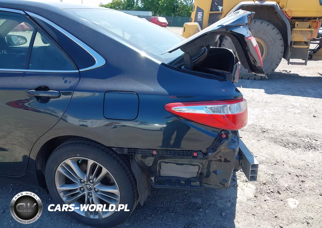 2015 Toyota Camry Se VIN:4T1BF1FK8FU100933 - 6