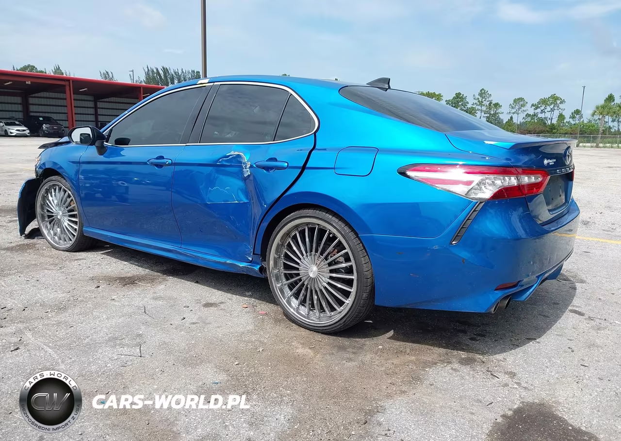 2020 Toyota Camry Xse VIN:4T1K61AKXLU401772 - 3