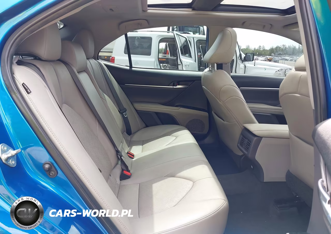 2020 Toyota Camry Xse VIN:4T1K61AKXLU401772 - 8