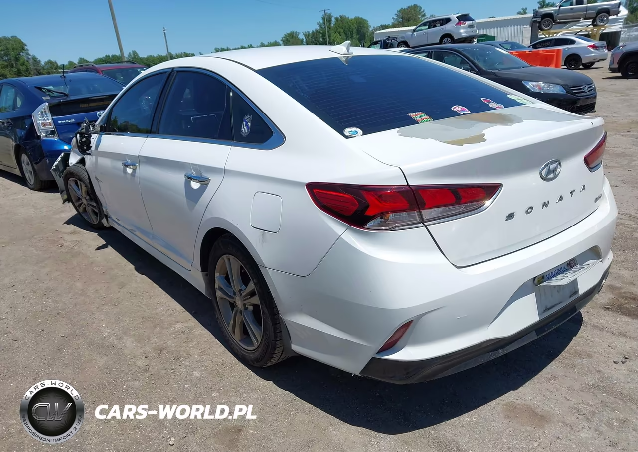2018 Hyundai Sonata Limited VIN:5NPE34AF9JH694375 - 3