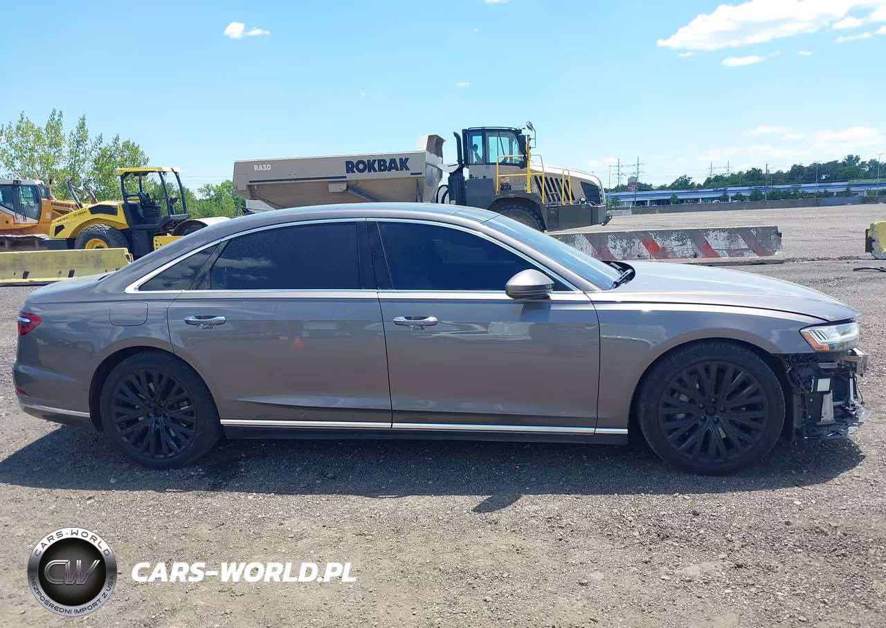 2019 Audi A8 L 55 VIN:WAU8DAF81KN009920 - 13