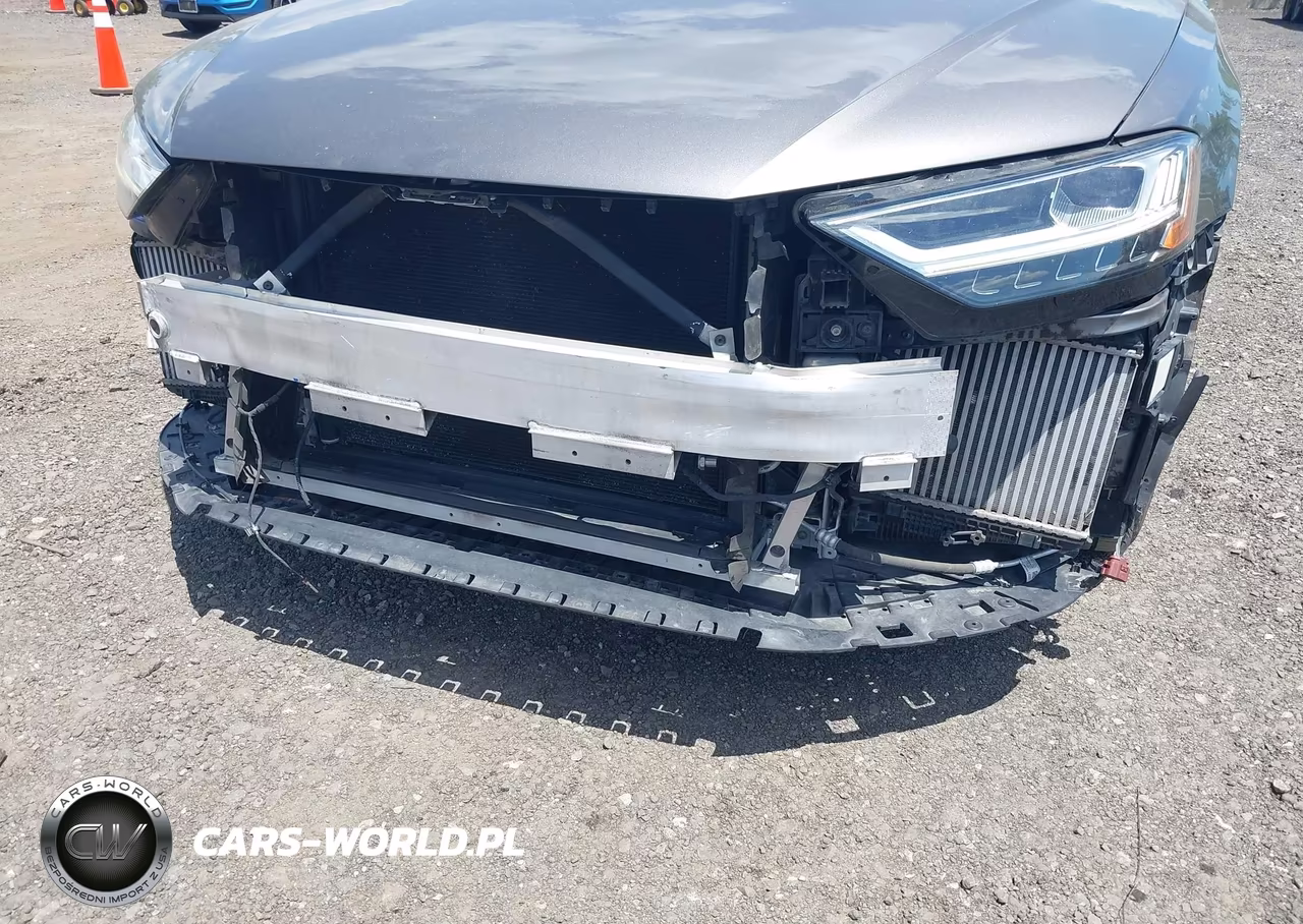 2019 Audi A8 L 55 VIN:WAU8DAF81KN009920 - 6
