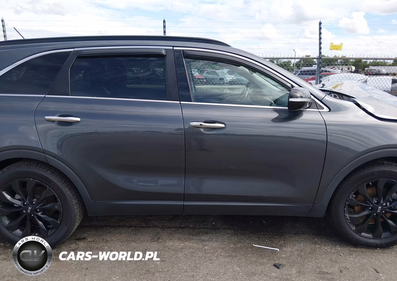2020 Kia Sorento S V6 VIN:5XYPG4A58LG665464 - 13
