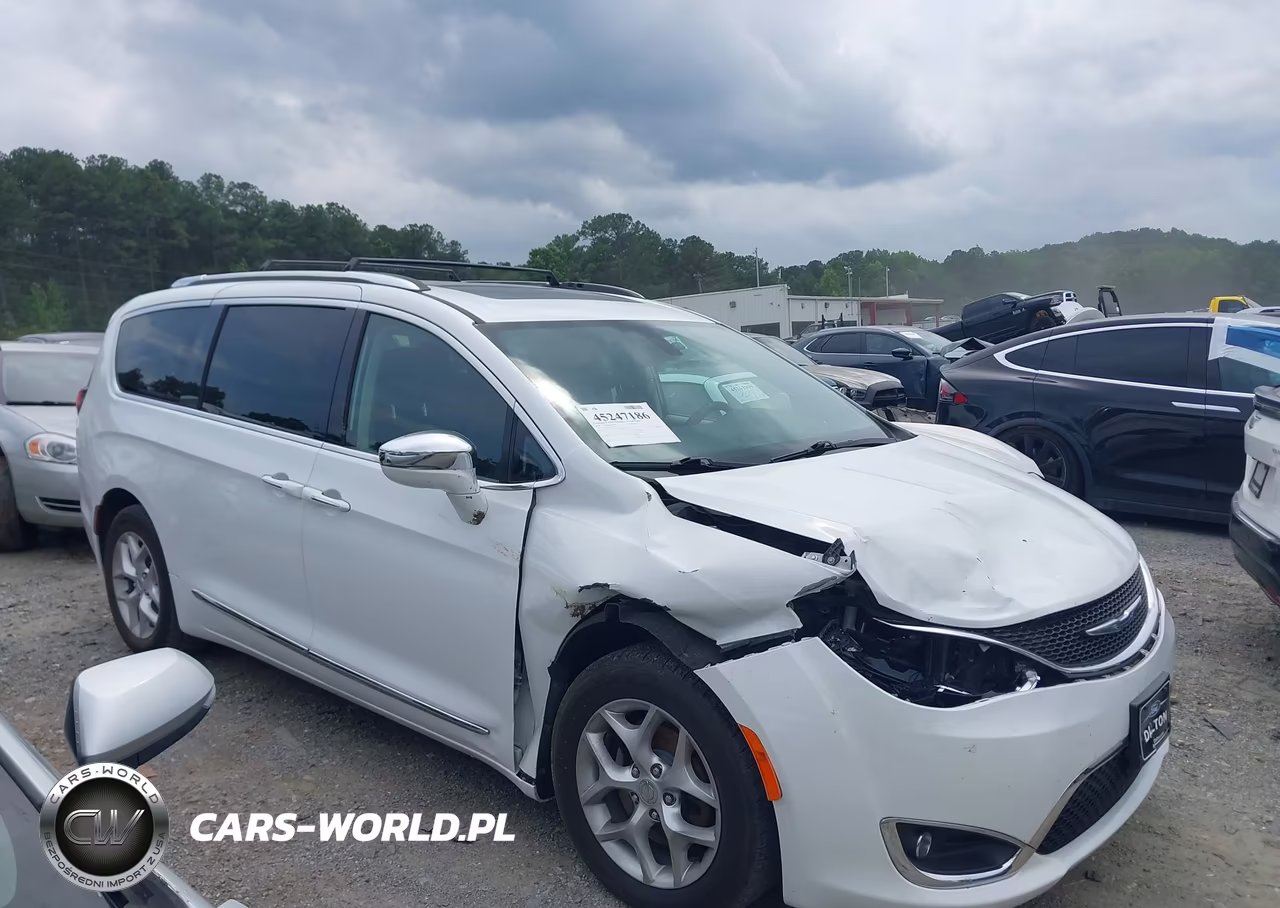 2020 Chrysler Pacifica Limited VIN:2C4RC1GG9LR272676 - 13