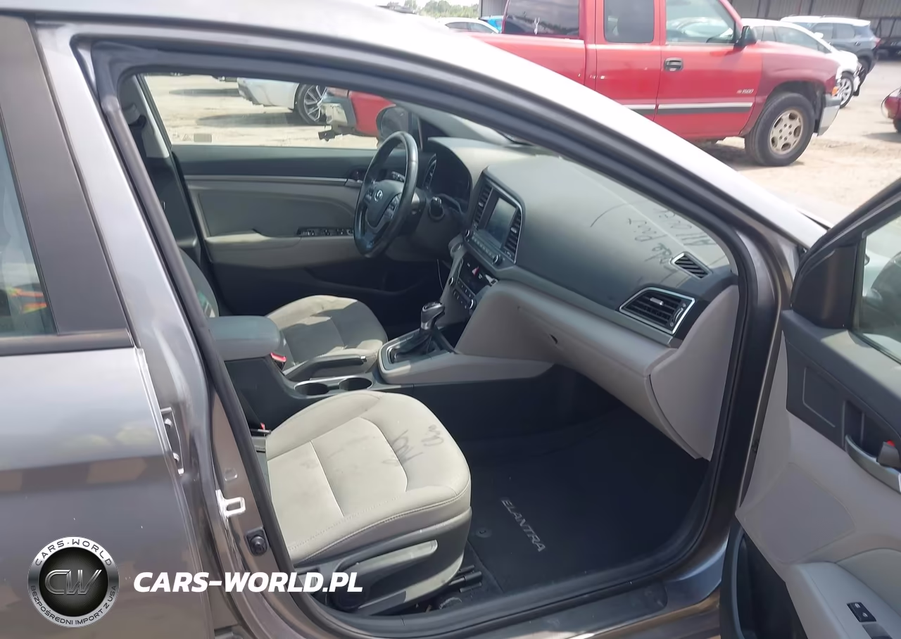 2018 Hyundai Elantra Value Edition VIN:5NPD84LF8JH252648 - 5