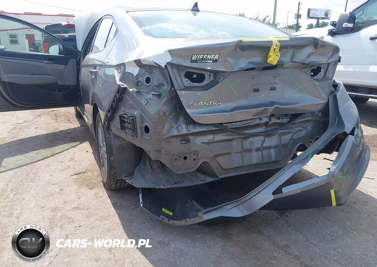 2018 Hyundai Elantra Value Edition VIN:5NPD84LF8JH252648 - 6