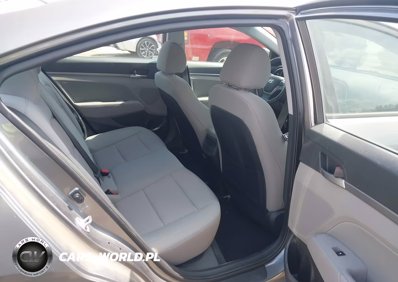 2018 Hyundai Elantra Value Edition VIN:5NPD84LF8JH252648 - 8