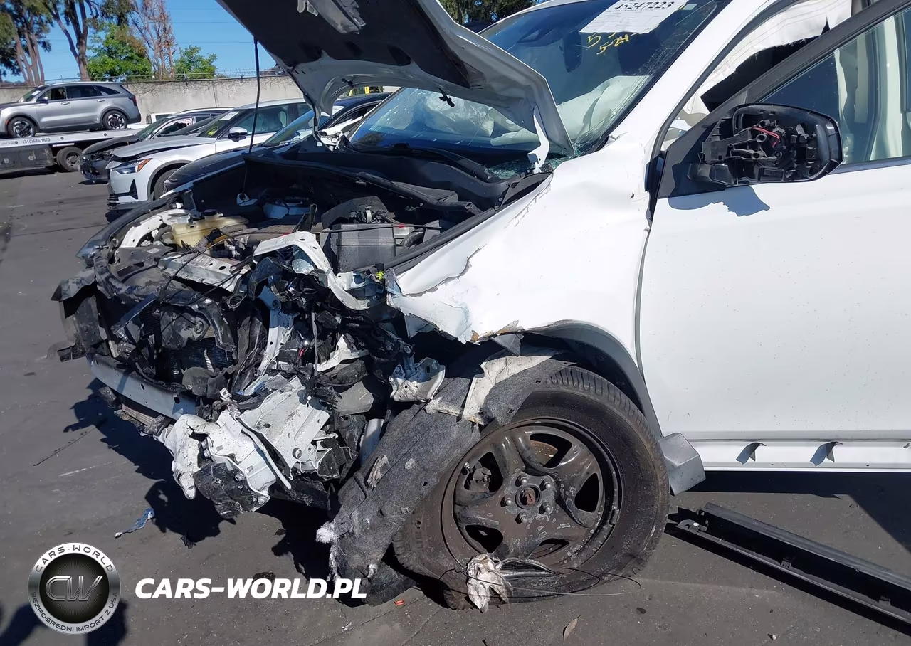 2018 Toyota Rav4 Le VIN:JTMZFREV4JJ201703 - 18