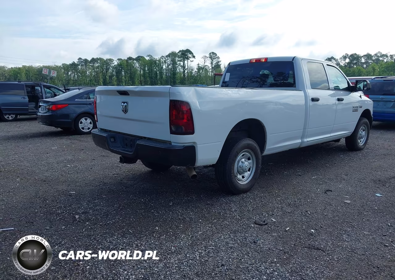 2018 Ram 2500 Tradesman 4X2 8' Box VIN:3C6UR4HJ4JG188988 - 4