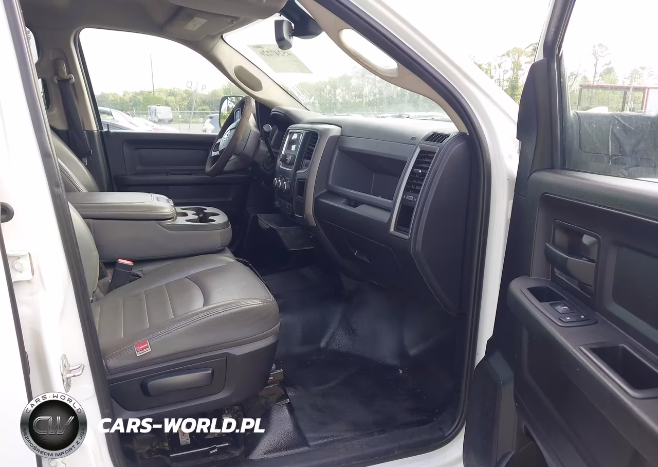 2018 Ram 2500 Tradesman 4X2 8' Box VIN:3C6UR4HJ4JG188988 - 5