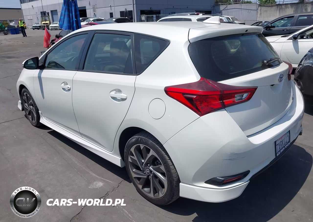 2017 Toyota Corolla Im VIN:JTNKARJE7HJ532223 - 3