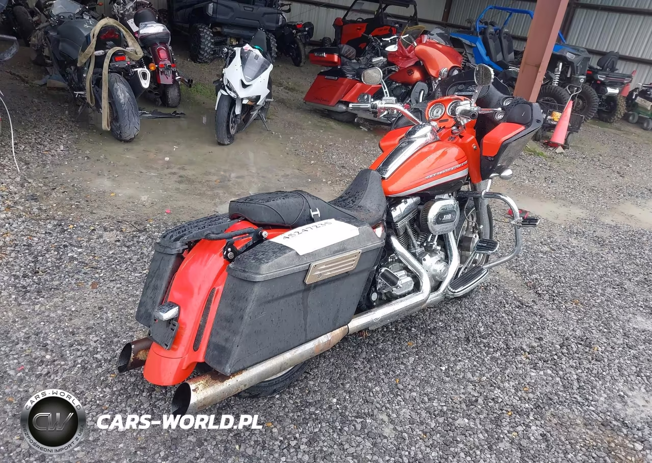 2009 Harley-Davidson Fltrse3 VIN:1HD1PV8159Y956484 - 4