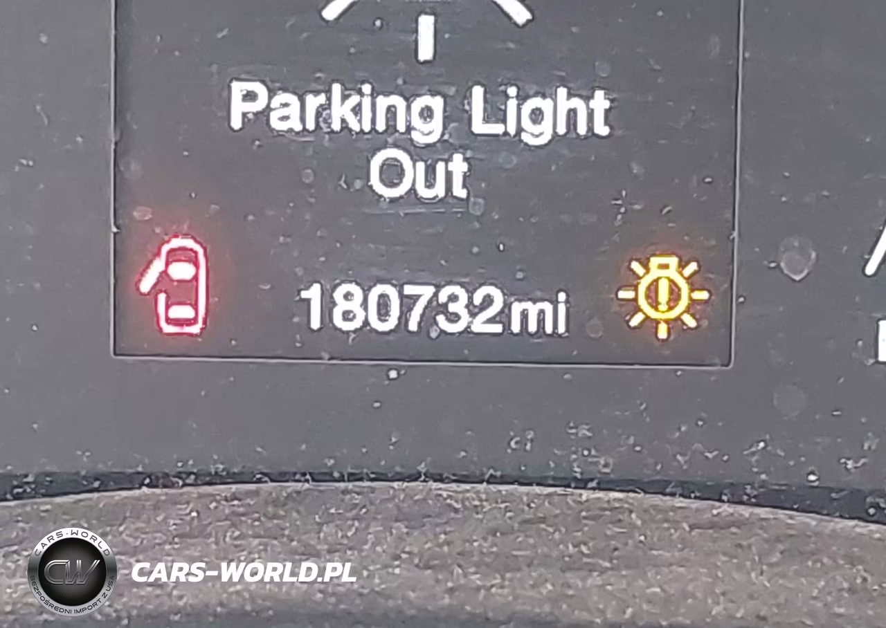 2018 Jeep Renegade Altitude 4X4 VIN:ZACCJBBB5JPH46976 - 15