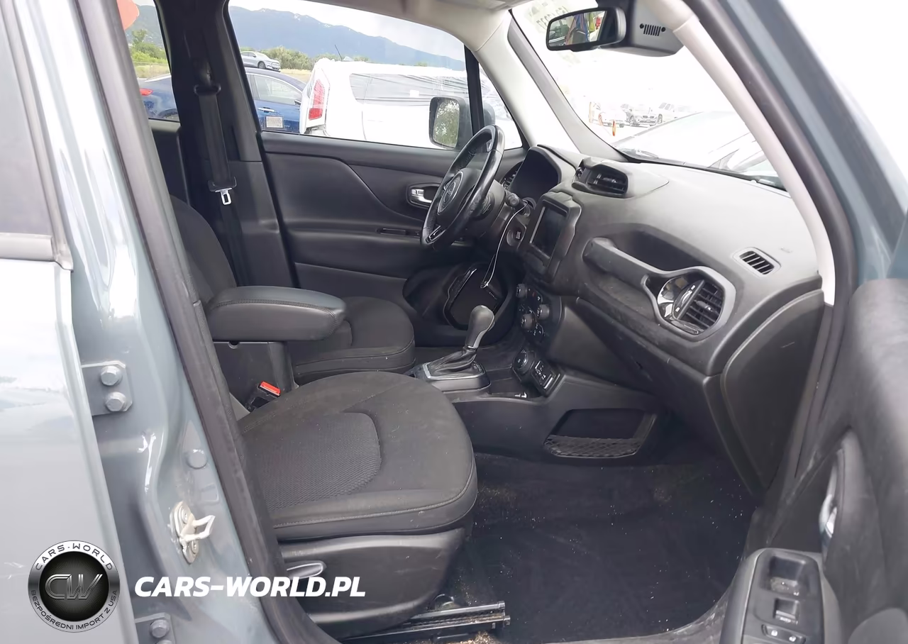 2018 Jeep Renegade Altitude 4X4 VIN:ZACCJBBB5JPH46976 - 5