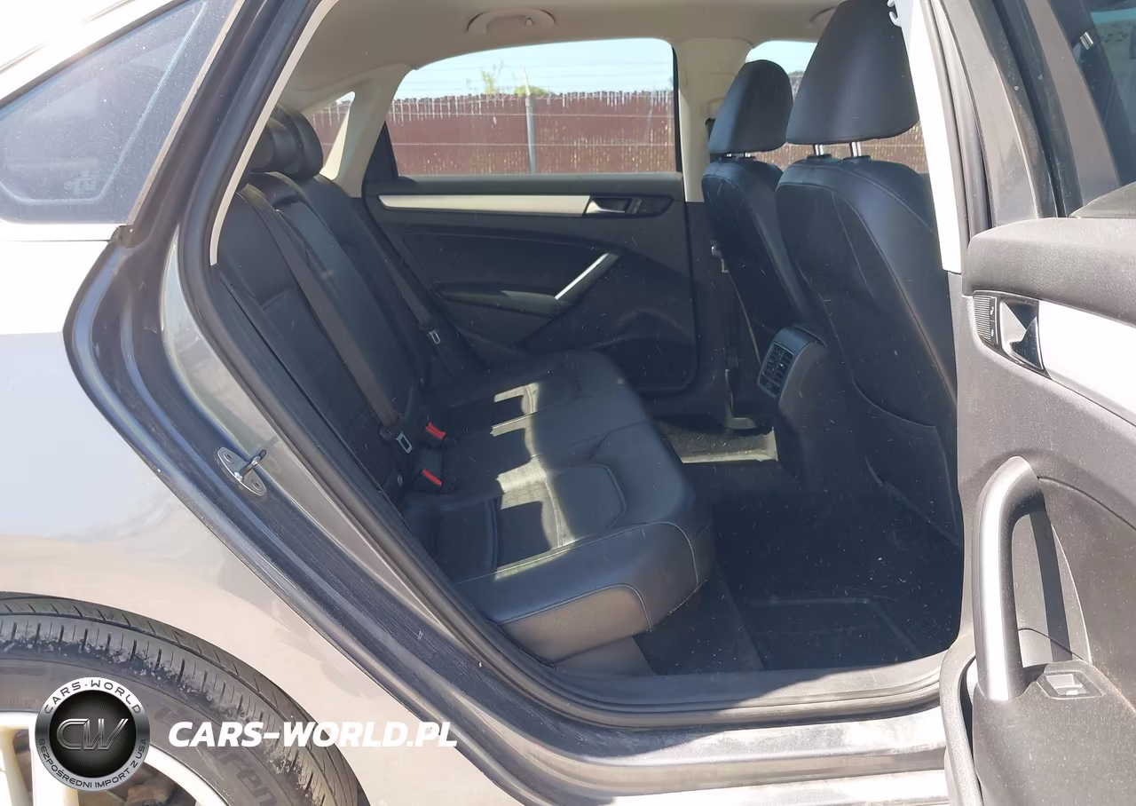 2013 Volkswagen Passat 2.0L Tdi Se VIN:1VWBN7A30DC048983 - 8