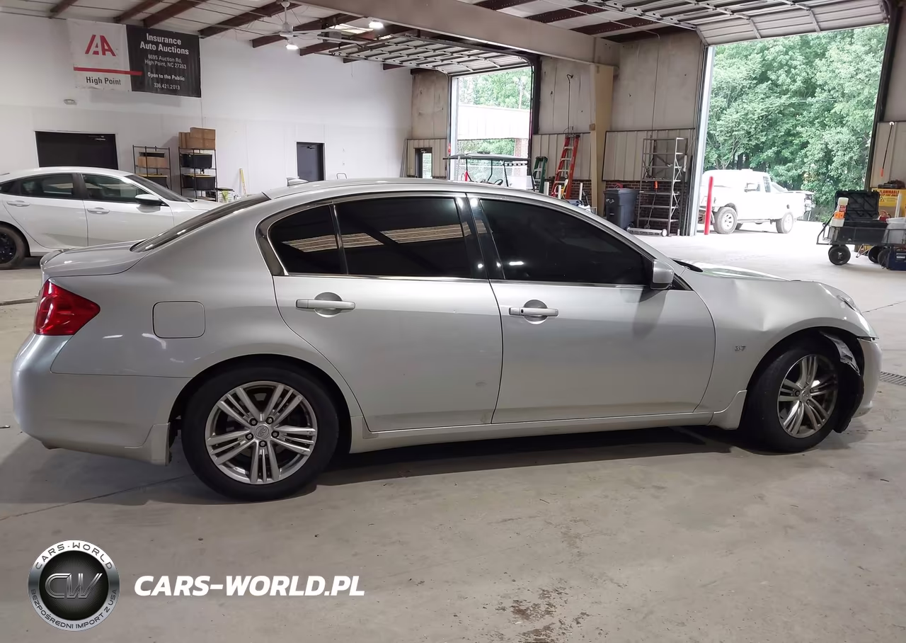 2015 Infiniti Q40 VIN:JN1CV6AP2FM502722 - 13