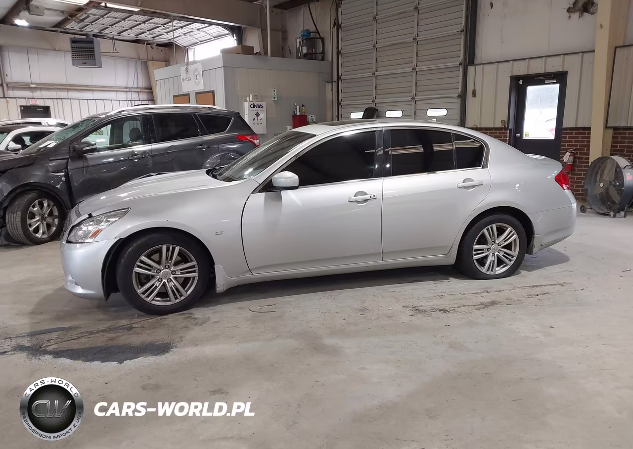 2015 Infiniti Q40 VIN:JN1CV6AP2FM502722 - 14