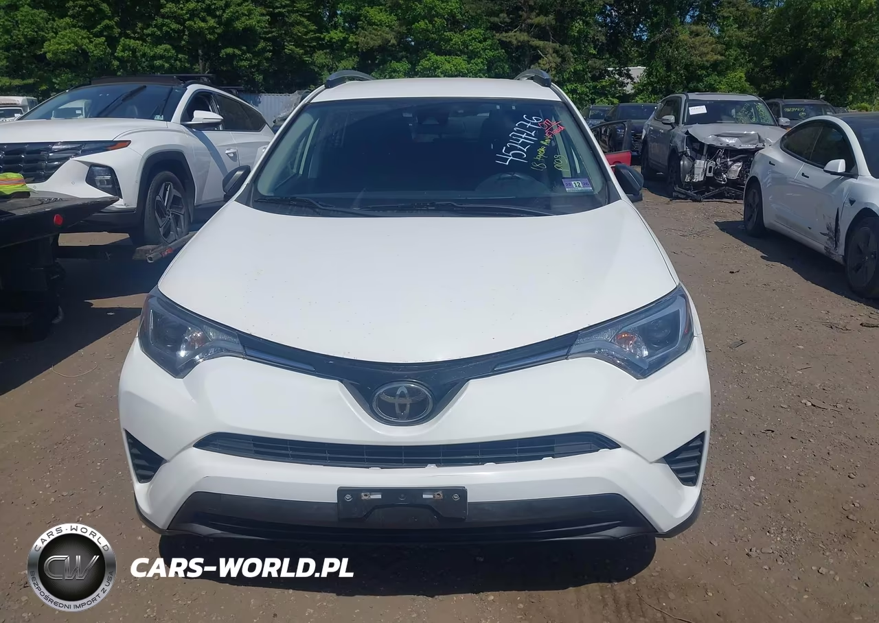 2018 Toyota Rav4 Le VIN:JTMBFREV8JJ724319 - 12