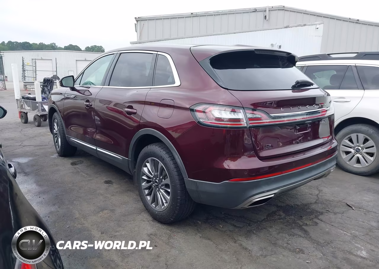 2020 Lincoln Nautilus Standard VIN:2LMPJ6J93LBL13333 - 3