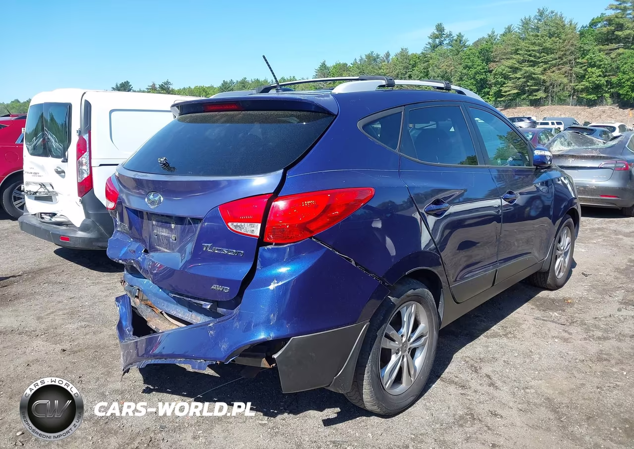 2012 Hyundai Tucson Gls VIN:KM8JUCAC4CU418122 - 4
