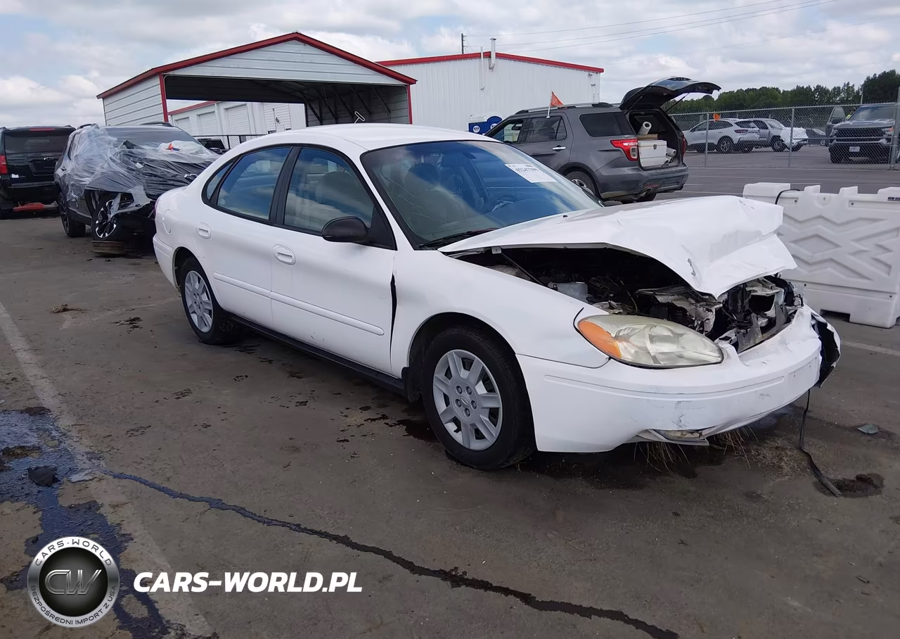 2005 Ford Taurus Se