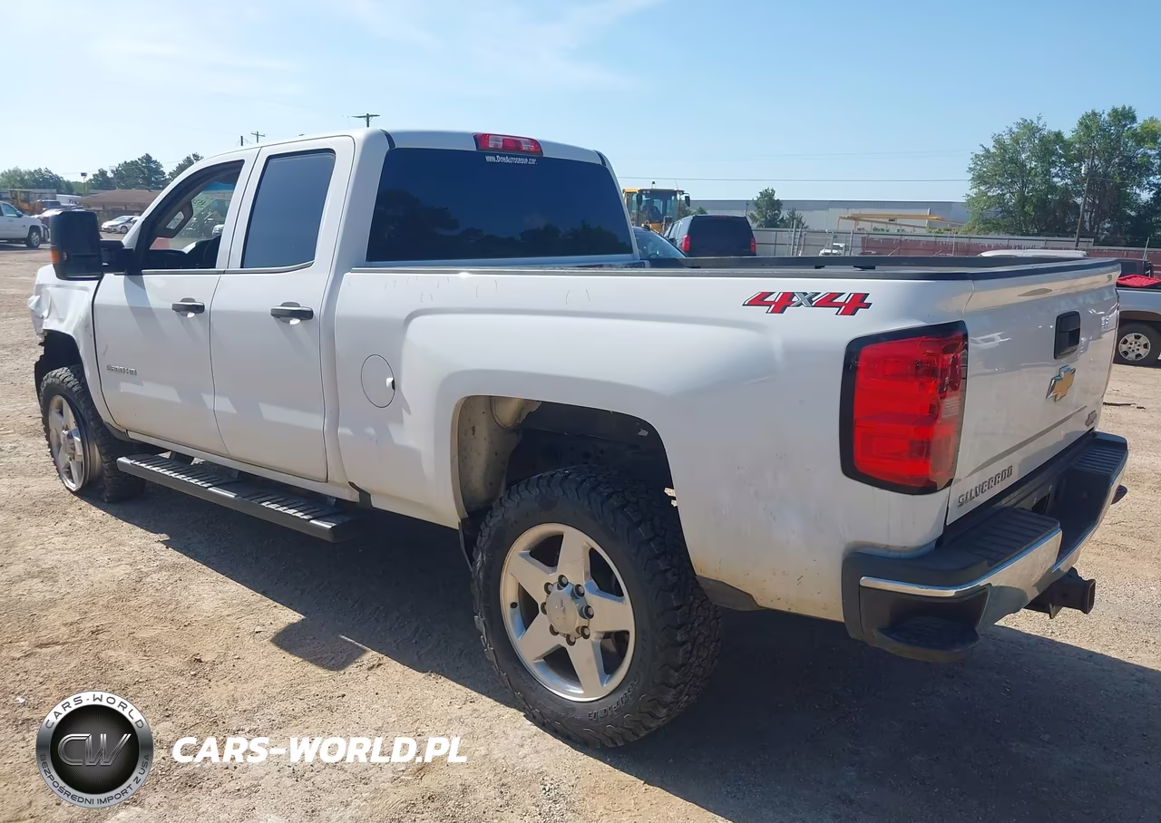2019 Chevrolet Silverado 2500Hd Wt VIN:2GC2KREG8K1116552 - 3