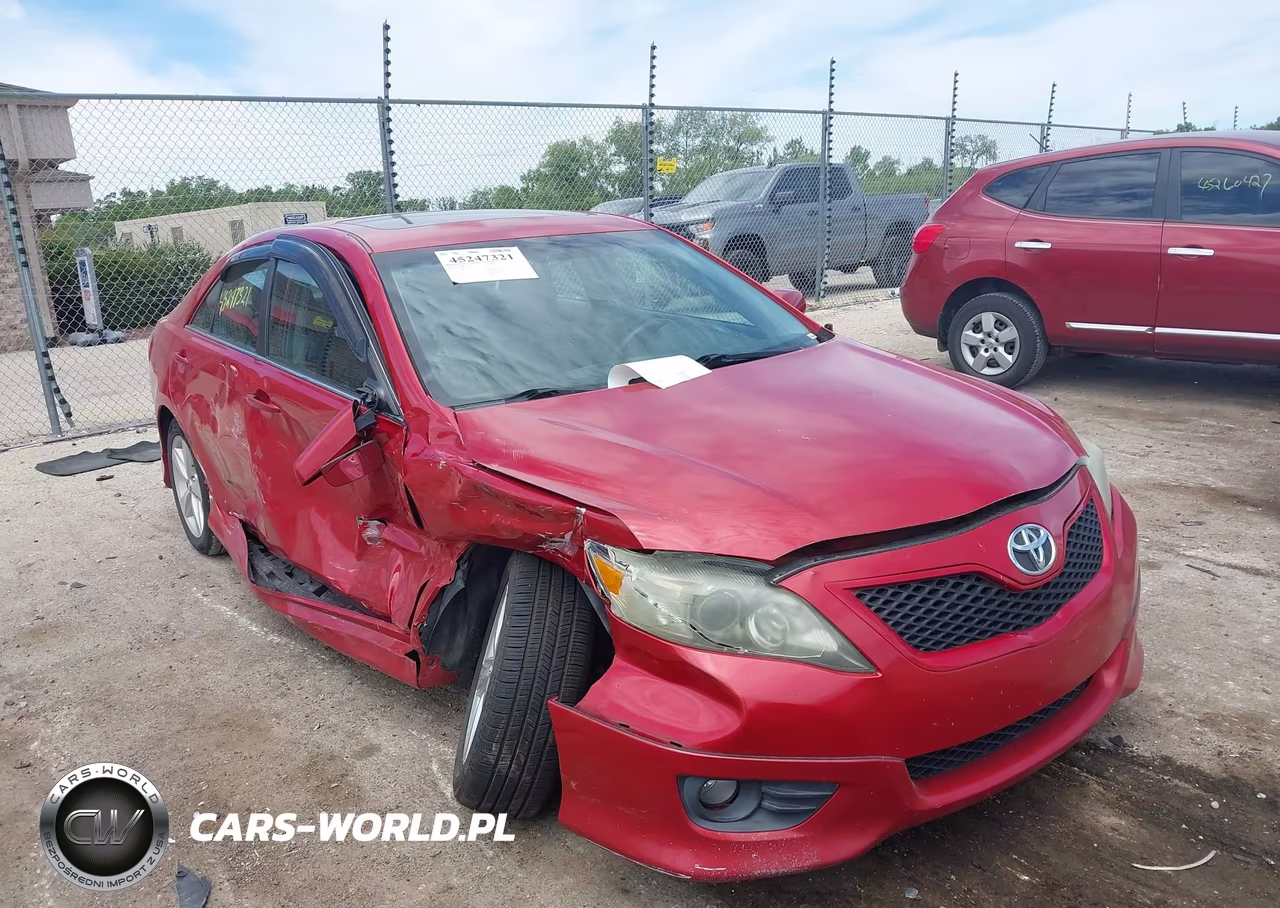 2011 Toyota Camry Se – zdjęcie 1 z 16