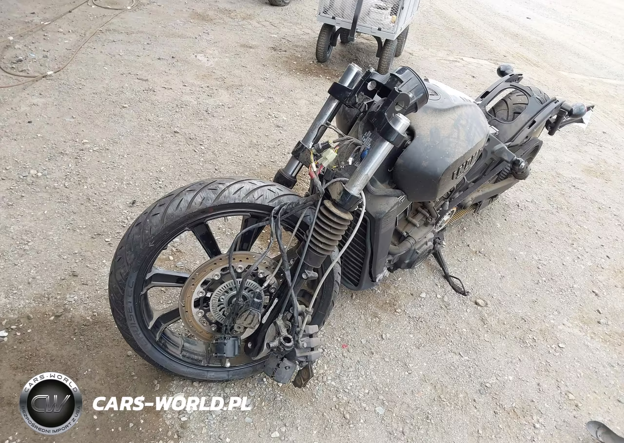 2018 Indian Motorcycle Co. Scout Bobber VIN:56KMTB001J3132523 - 14