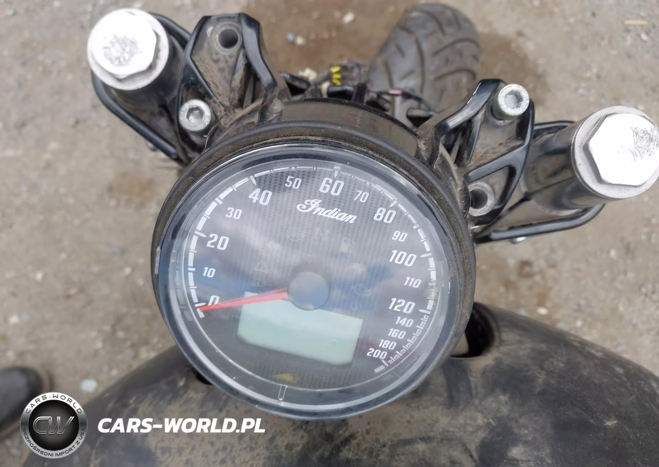 2018 Indian Motorcycle Co. Scout Bobber VIN:56KMTB001J3132523 - 7