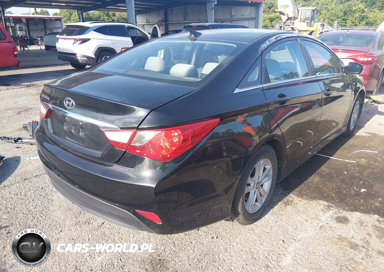 2014 Hyundai Sonata Gls VIN:5NPEB4AC9EH893957 - 4