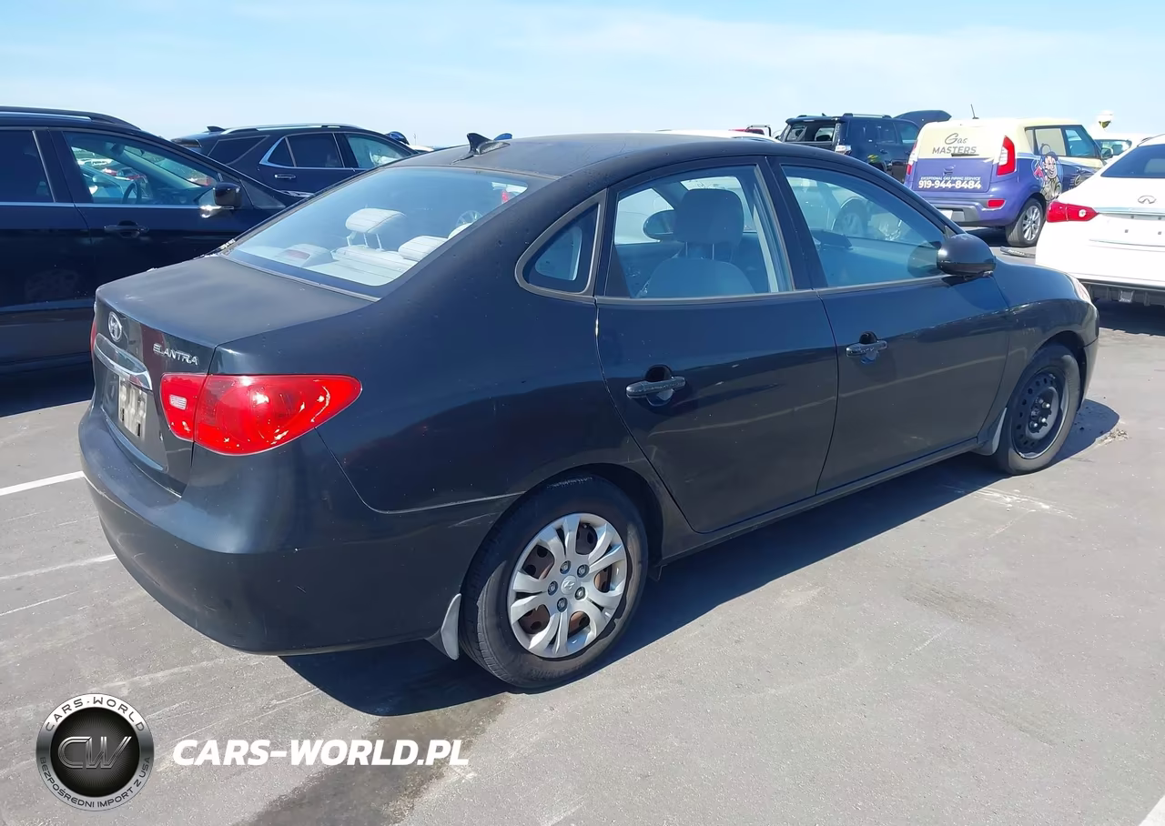 2010 Hyundai Elantra Gls VIN:KMHDU4AD5AU019180 - 4