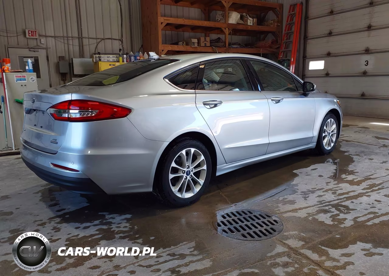 2020 Ford Fusion Hybrid Se VIN:3FA6P0LUXLR201659 - 4