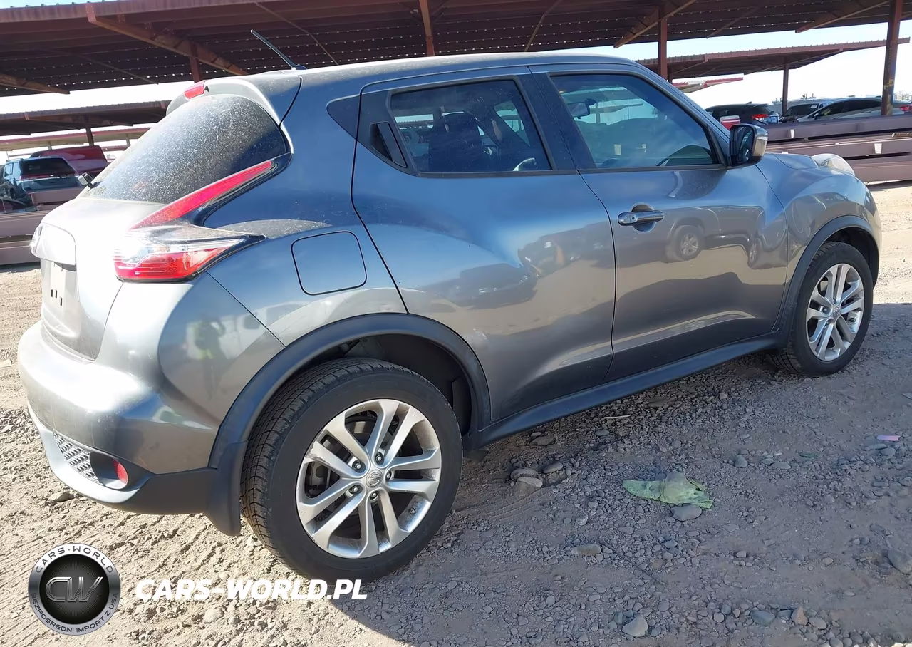 2015 Nissan Juke S VIN:JN8AF5MR4FT513126 - 4