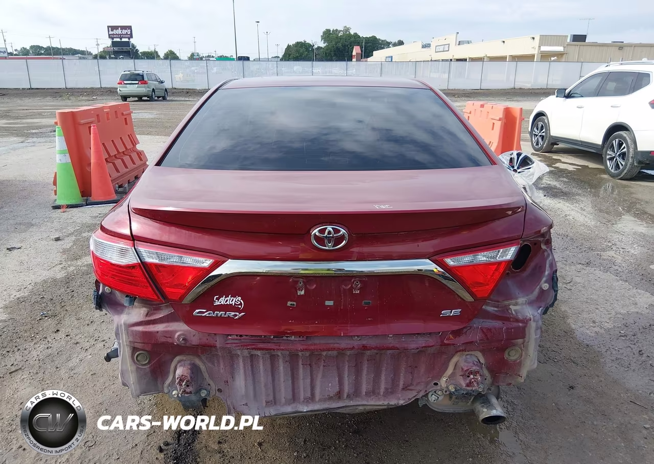 2017 Toyota Camry Se VIN:4T1BF1FK9HU673293 - 17
