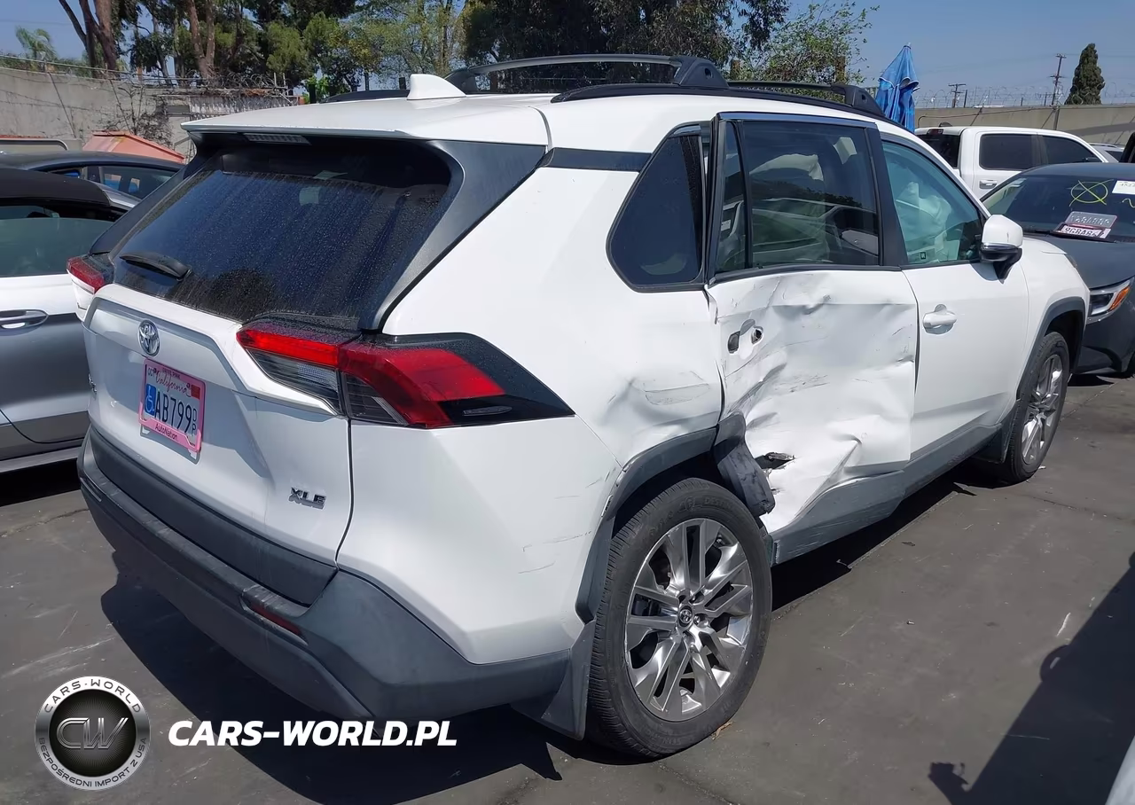 2019 Toyota Rav4 Xle Premium VIN:2T3C1RFV4KC030880 - 4