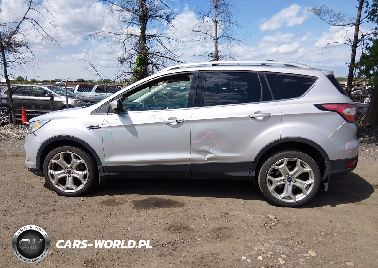 2018 Ford Escape Titanium VIN:1FMCU9J9XJUA06042 - 14