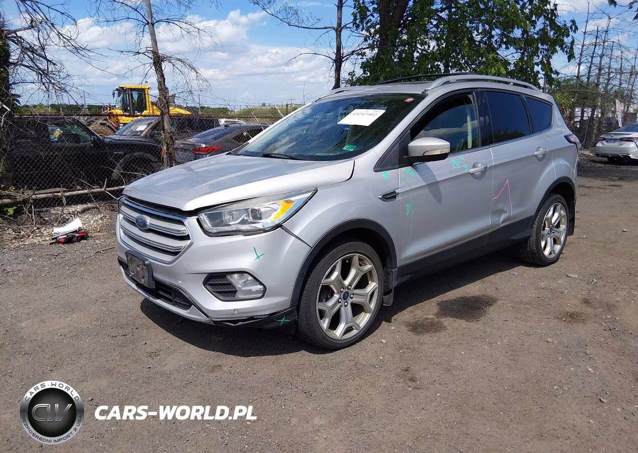 2018 Ford Escape Titanium VIN:1FMCU9J9XJUA06042 - 2
