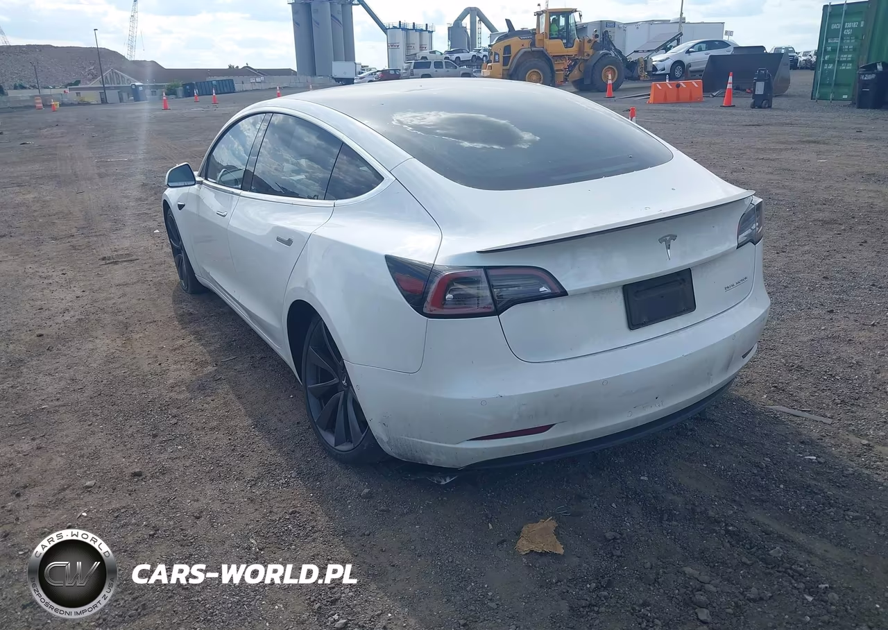 2020 Tesla Model 3 Performance Dual Motor All-Wheel Drive VIN:5YJ3E1EC2LF784243 - 3