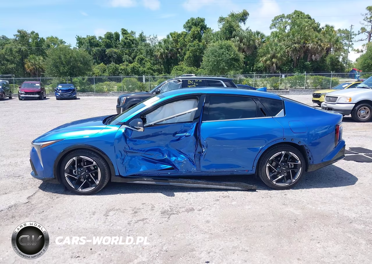 2025 Kia K4 Gt-Line VIN:3KPFW4DE4SE128273 - 14