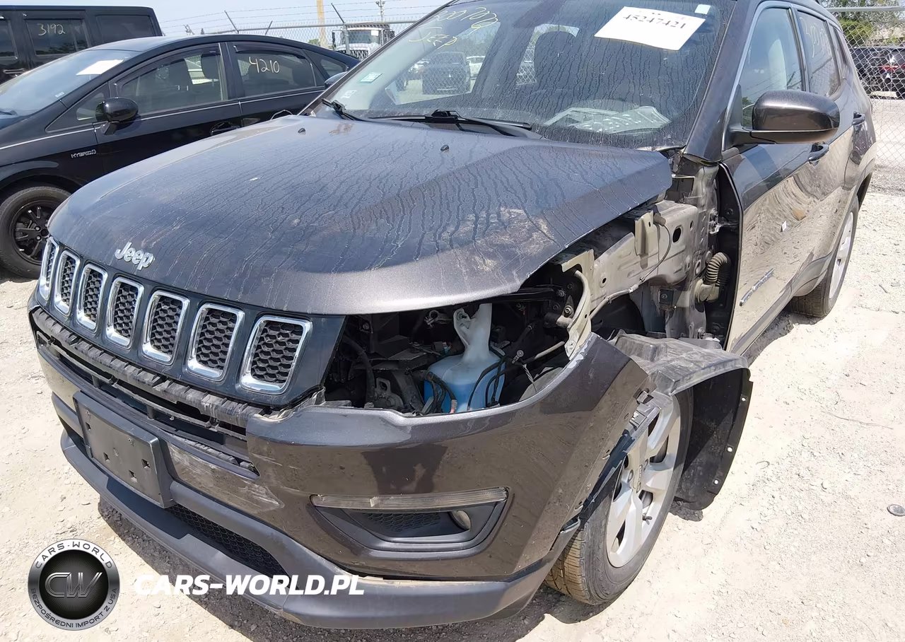 2018 Jeep Compass Latitude Fwd VIN:3C4NJCBB6JT377018 - 17