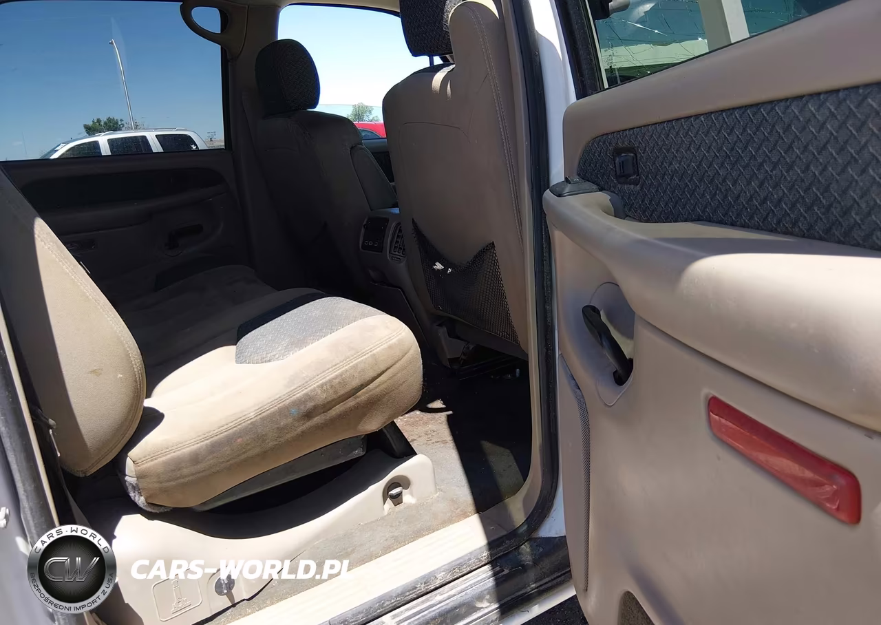 2004 Chevrolet Avalanche 1500 VIN:3GNEC12TX4G221446 - 8